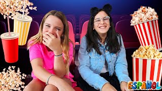 Maria Clara y su amiga van al cine [upl. by Alol]