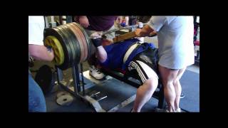 Stan Efferding 585 Raw Bench and more from Super Training [upl. by Sualkin]