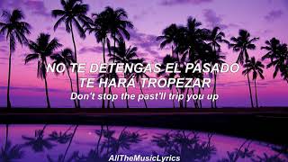 David Guetta feat Sia  Flames  Lyrics  Sub español [upl. by Macmahon442]