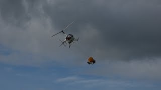 Robinson R44 Helicopter Spreading Fertiliser At Tauwhare [upl. by Blynn]