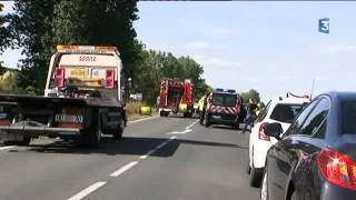 3 morts dans un accident de voitures à Bonnes 86 [upl. by Essilrahc]