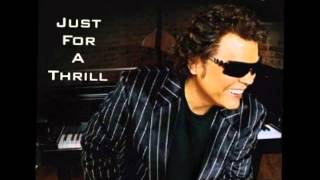 Ronnie Milsap I Dont Want Nobody To Have My Love But You with lyrics [upl. by Ardnahcal353]