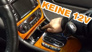 ZIGARETTENANZÜNDER DEFEKT 🛠 KEINE 12V KEINE MUSIK 🛠 MERCEDES MRDOIT CLK320 [upl. by Burnett]