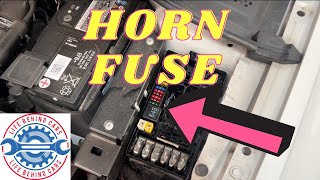 VW Golf 2020 Diesel Horn Fuse Location [upl. by Oihsoy]