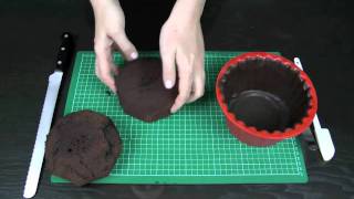 How to Make a Giant Cupcake  Basics 3 Carving layering crumb coating and stacking [upl. by Nadine]