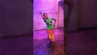 Minikki🥰 Minikki😍🎼  minikkiminikki  shorts🤩tending shortvideo ytshorts dancevideo 😇 [upl. by Dunning]