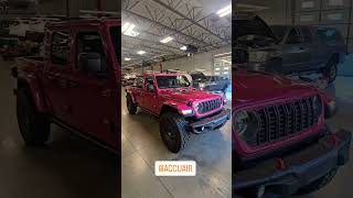 Accuair suspension on a 2024 Jeep Gladiator Rubicon in Tuscadero pearl 37quot toyos and 17quot methods [upl. by Crichton]