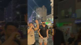 Cantando en calle corrientes Buenos Aires  organiza si canta karaoke [upl. by Gallard]