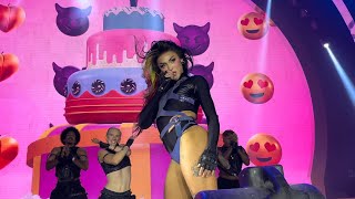 Pabllo Vittar  Parabéns Ao Vivo Brasília 4K na praia 12082023 [upl. by Annice]