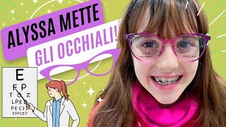 Alyssa mette gli occhiali 👓 [upl. by Angelis]