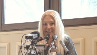 Conférence de Vassula Ryden au Luxembourg  le 14 février 2015 [upl. by Parrish]