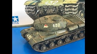 Building painting and weathering the Tamiya 135 JS2 IS2 Step by step instructions [upl. by Nahgaem]