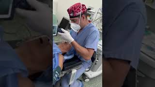 How to use the Video laryngoscope to place the endotracheal tube to patient [upl. by Morrill]