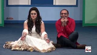 SOBIA KHAN KE GHAR PRODUCER GHUSEY REHTE HEIN NASEEM VICKI  PAKISTANI STAGE DRAMA FULL COMEDY CLIP [upl. by Gerrard995]