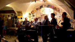 live in cantina Dr Dixie Jazz Band brano dixieland DrGiardina alla tromba2011 by MVaccari [upl. by Nonnerb252]