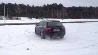 Audi A4 B7 30 TDI Quattro having fun on snow drift [upl. by Lytle]