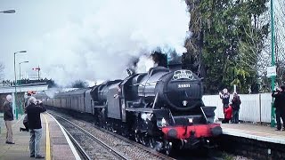 44871 amp 45407 Charge Through Abergavenny  Cathedrals Express [upl. by Ilhsa]