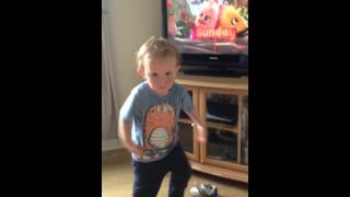 My son William dancing to Didi and b [upl. by Kimon]