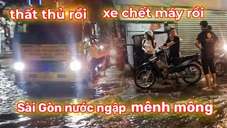 Toàn Cảnh Ngập Lụt Xe Chết Máy Hàng Loạt ở Sài Gòn Chìm Trong Biển Nước [upl. by Enomis790]