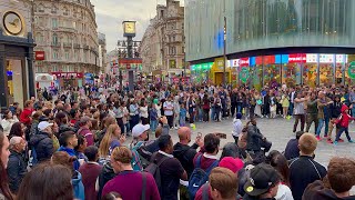 🇬🇧 LONDON WALK BUSY STREETS OF LONDON SUMMER WALK IN THE WEST END AND MAYFAIR 4K HDR [upl. by Krid]