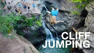 IM SO SCARED CLIFF JUMPING  Fawns Leap [upl. by Cleaves920]