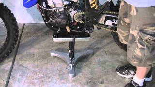 FMF Dirt Bike Lift Stand Part 3 Using the Stand to Lift a 250F TEST [upl. by Estell480]