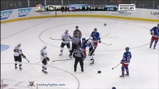 Tanner Glass vs Derek Dorsett Nov 6 2013 [upl. by Enimsay]