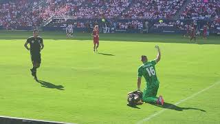 REFEREE COLLAPSES  COPA AMERICA  Canada v Peru  viewer discretion advsed [upl. by Obau522]