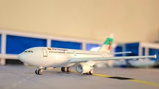 UNBOXING Herpa Wings Airbus A310  Air Niugini  1400 scale [upl. by Corabelle571]