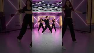 Chaiyya chaiyya  SRK  karan Gill choreography chaiyyachaiyya srk chaiyachaiya dance [upl. by Veronike]