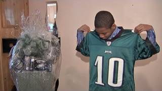 Nadin Khoury 13 years old Bullied By 7 Classmates Honored by NFL Players on The View 242011 [upl. by Tom993]