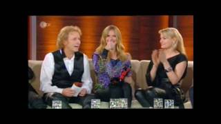 Martina Hill meets Heidi Klum bei quotWetten dassquot [upl. by Salguod]