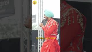 RAJVIR JAWANDA  quotKEE FARKH LAGDAquot  LIVE  HAYES MELA  rajvirjawanda mela [upl. by Miguela246]