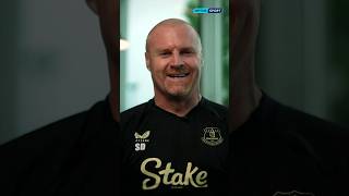 Sean Dyche 𝙇𝙊𝙑𝙀𝙎 a tracksuit 😂 ‘It’s a lot of hassle carrying a suit’ 🕴️ PremierLeague Everton [upl. by Itisahc]