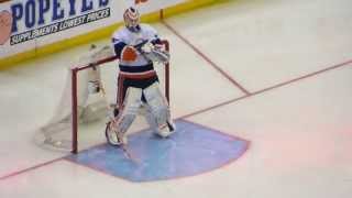 Anders Nilsson warms up during the Islanders  Senators hockey game [upl. by Chatterjee]