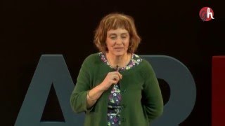 Heike Freire “Está comprobado que la naturaleza estrecha los vínculos entre padres e hijos” [upl. by Anaila]