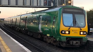 IÉ29000 Class DMU  29420 amp 29111  Skerries Station Co Dublin  February 26 2024 [upl. by Vachil]