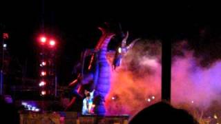 New Dragon in Fantasmic Very First Public Viewing Sept 1 2009 aka Murphy [upl. by Arhez]