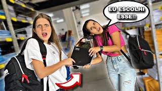 COMPRAMOS O MESMO MATERIAL ESCOLAR DEU BRIGA [upl. by Ablasor179]