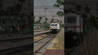 TRAIN ARRIVING AT RAILWAY STATION 🚂 shorts trains [upl. by Wilder]