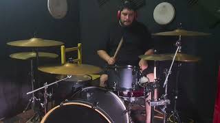 TORO Y PAMPA  DRUM COVER BIEN CASERO 😁😁 [upl. by Malik812]