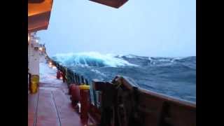 Heavy Seas on Lake Superior [upl. by Aruabea]