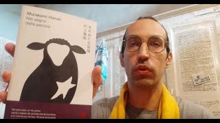 NEL SEGNO DELLA PECORA di Haruki Murakami  1982  recensione [upl. by Dnalwor]