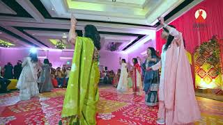 Surprise Wedding Dance by Mother of the Bride and her friends Chalka Chalka Re  Saathiya [upl. by Anne-Marie]