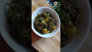 Palak Aloo recipe  Bina lehsun pyaj ke tranding food cooking recipe shots healthy [upl. by Ozneral590]