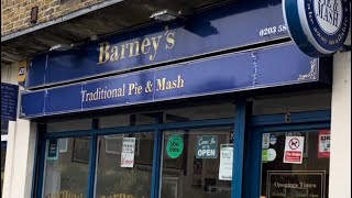 WE LOVE PIE MASH SO MUCH WE’RE DOING ANOTHER 4 SHOPS Pt 2 CASTLES BARNEYS F COOKE amp COCKNEYS Ep 33 [upl. by Faun]