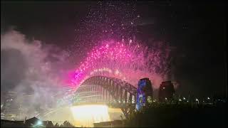 ඕස්ට්‍රේලියාවේ Sydney වල 2024 NY Fireworks බලමු Best New Year Fireworks at SYDNEY [upl. by Cyd]