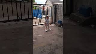 Rara mau main tanah shortvideo shortviral shorts trending funny lucu komedi maintanah [upl. by Leahcimluap]