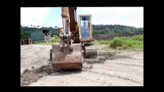 Cat Excavator 225 B LC 2ZD 1987 Runs Real Strong [upl. by Steffie]