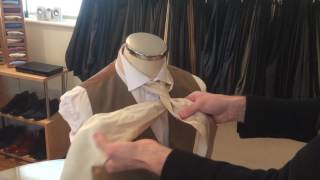 How to Tie a Cravat [upl. by Hintze]